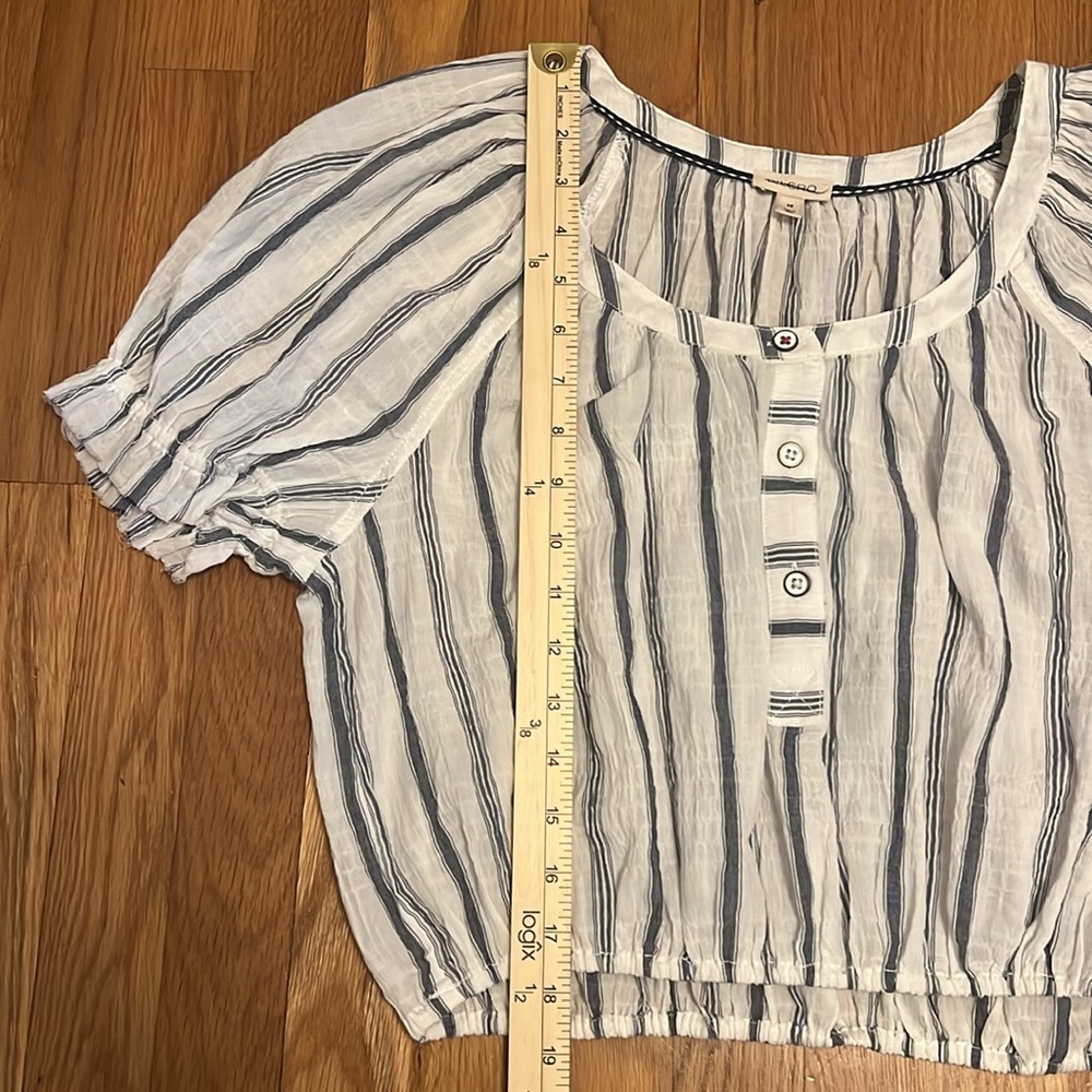 Pilcro‎ puff sleeve blouse NWOT, blue and white stripped size XS - Picture 5 of 10